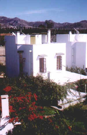 Detached villas with three bedrooms
